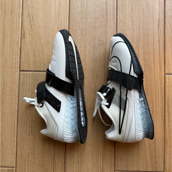 NIKE ROMALEOS 4 - Picture 3 of 6